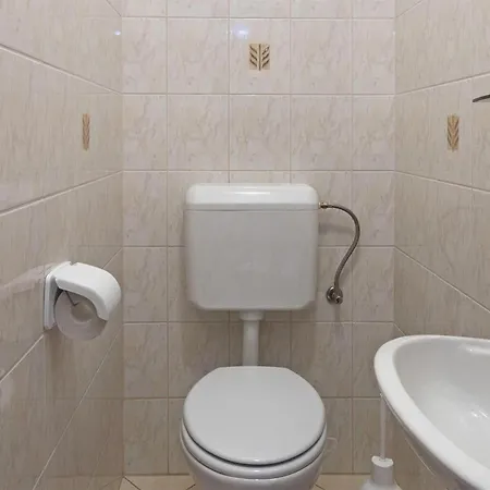 Apartament In With Kitchen *