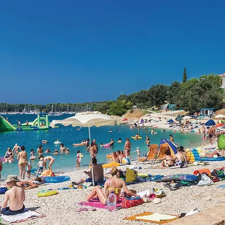 In With Kitchen Apartman