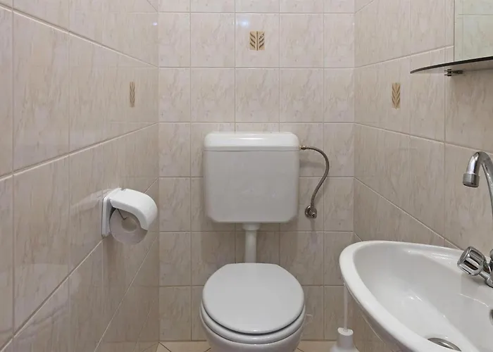 Apartman In With Kitchen *