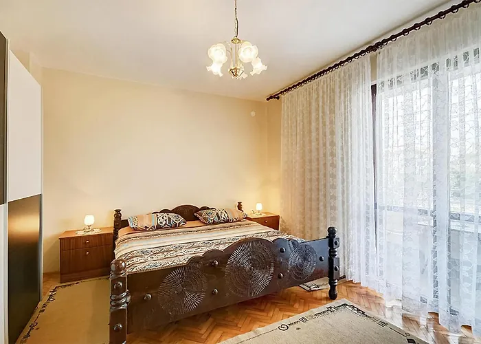 Apartman In With Kitchen Pula