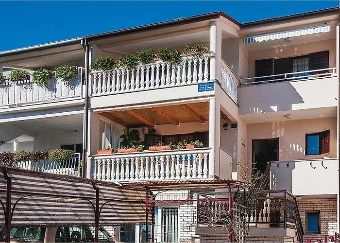 Apartman In With Kitchen Pula